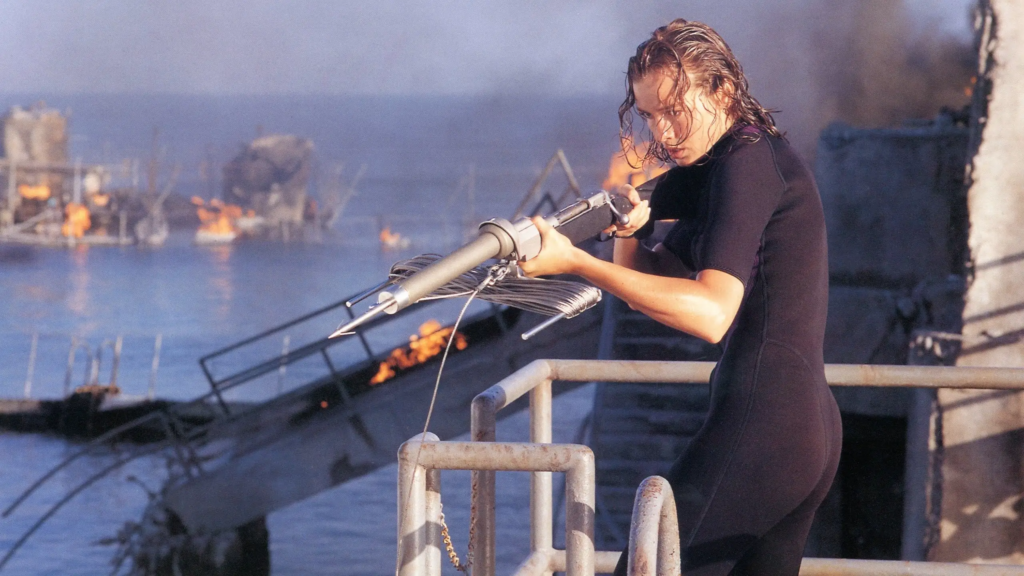 сюжет фильма глубокое синее море 1999